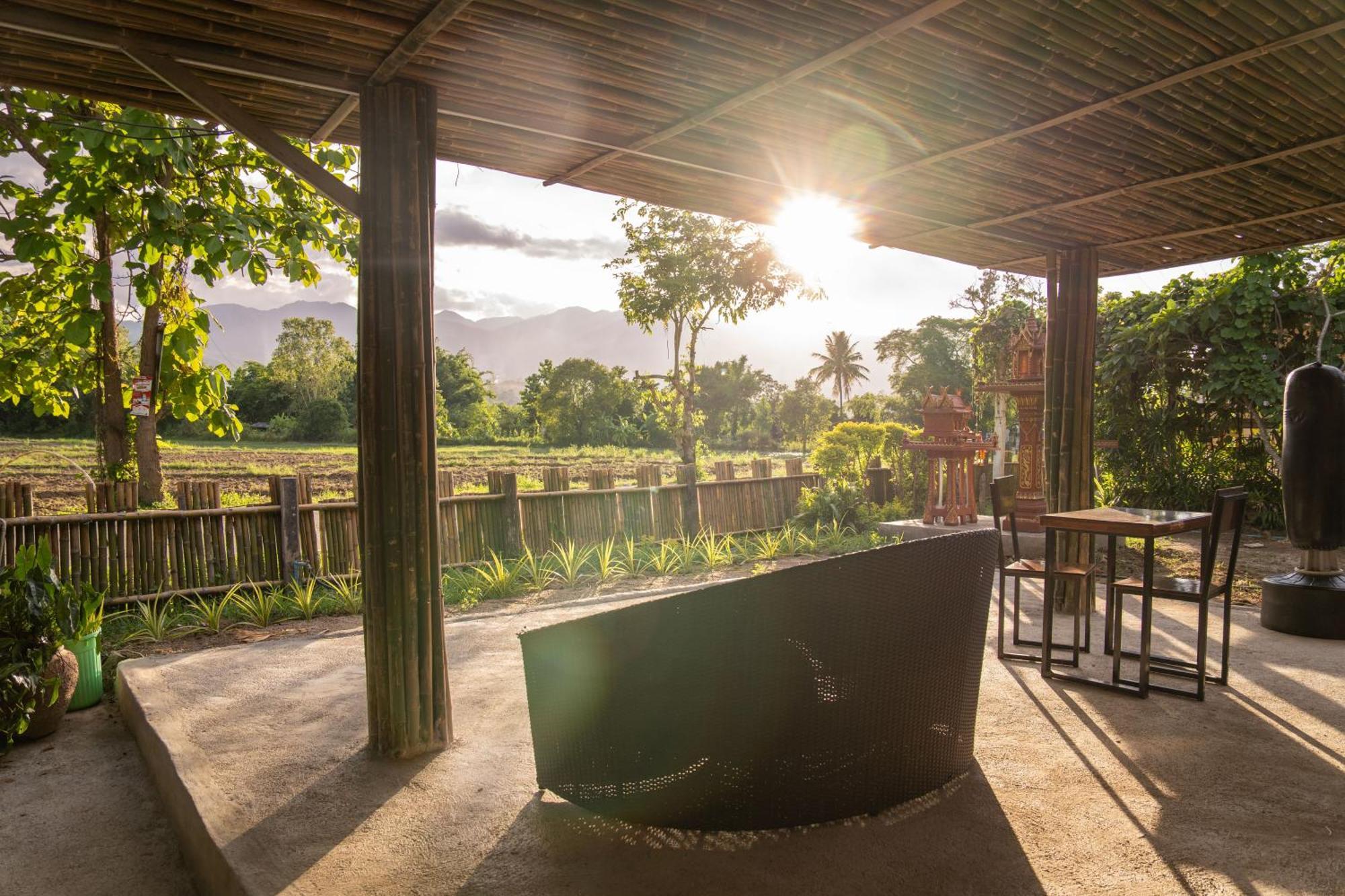 Butterfly Hostel, باي المظهر الخارجي الصورة