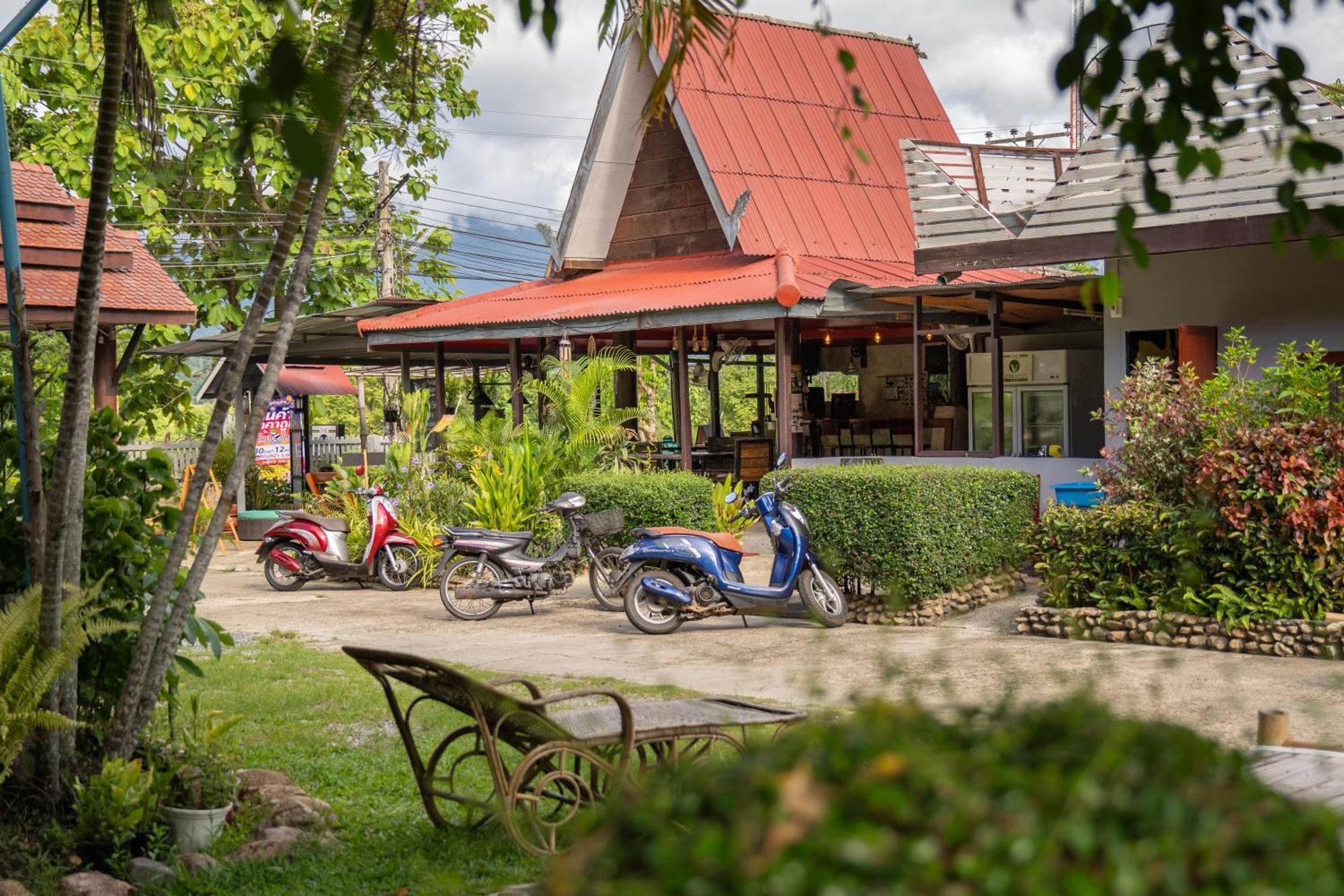Butterfly Hostel, باي المظهر الخارجي الصورة