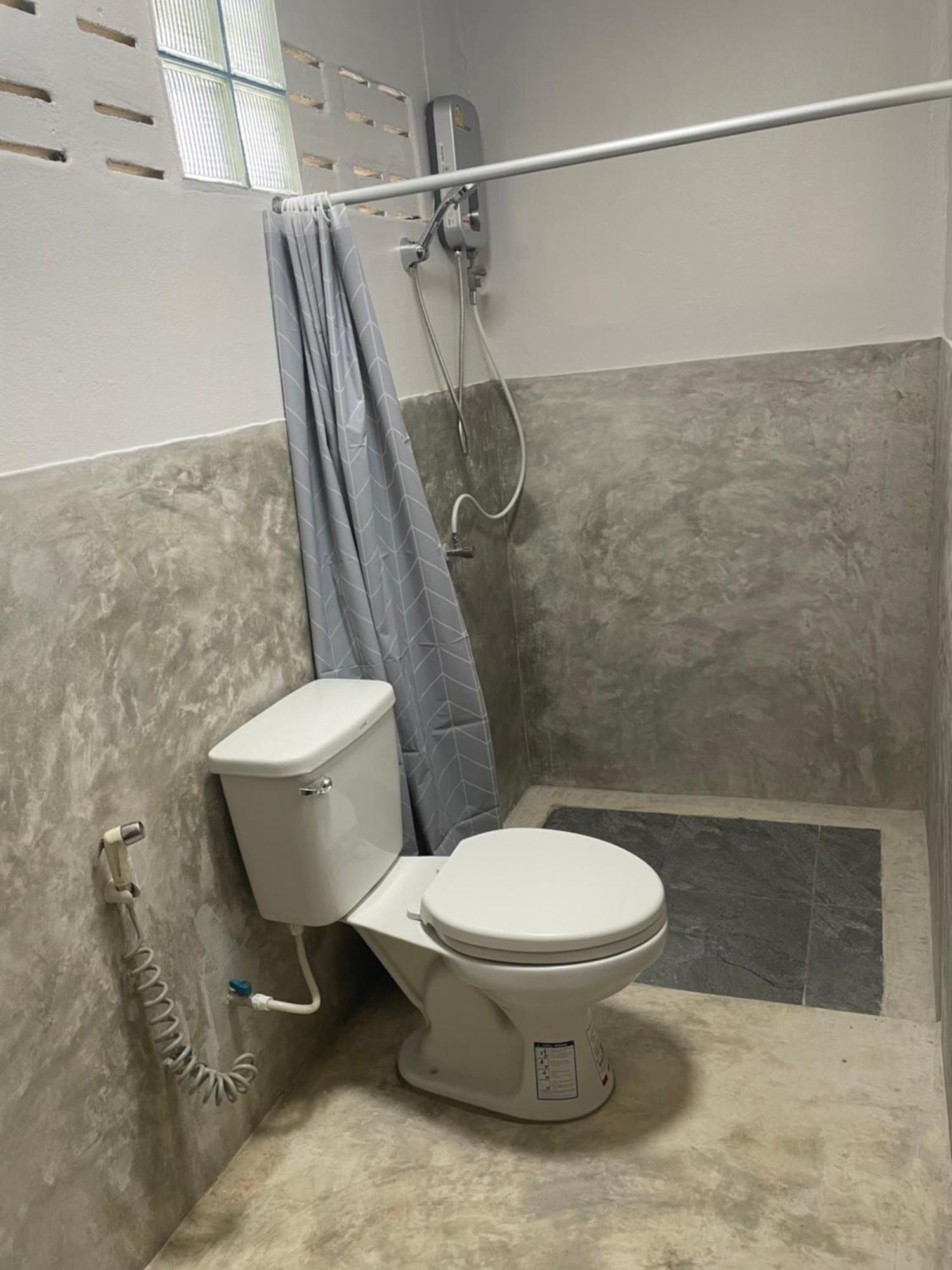 Butterfly Hostel, باي المظهر الخارجي الصورة